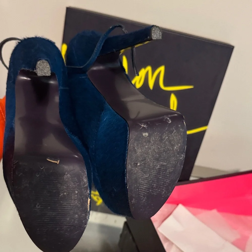 London Trash Blue Platform Heel Pumps